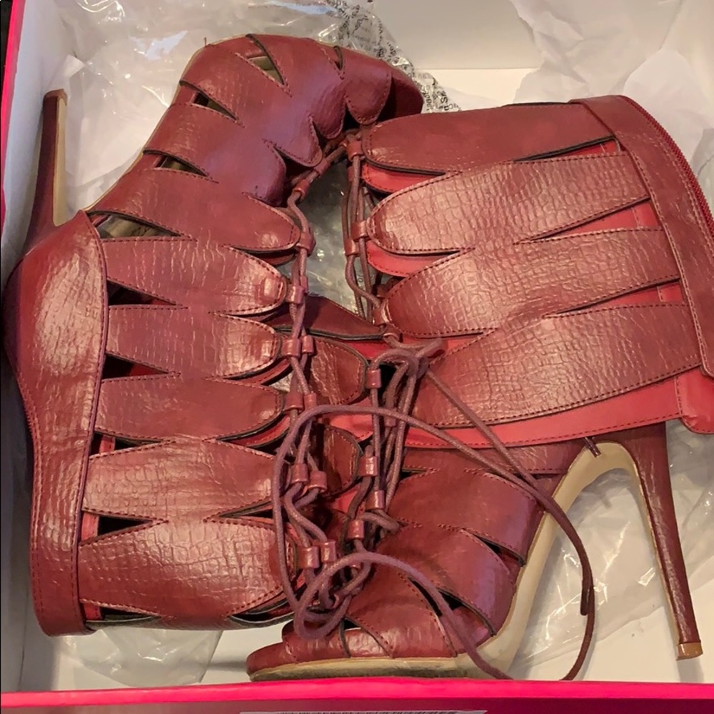 Shoe Dazzle heels